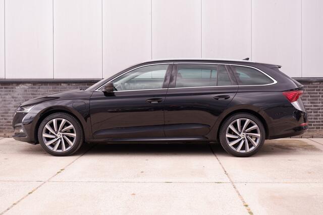 Skoda OCTAVIA Combi 1.4 TSI iV PHEV Sportline Business | Head-Up | Carplay | LED | Sfeerverl. Camera | Memory