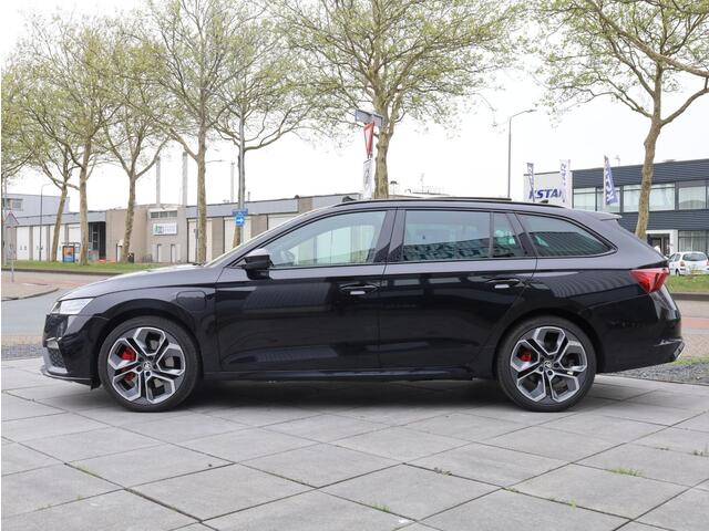 Skoda OCTAVIA Combi RS iV 1.4 TSI PHEV 245PK | Panodak | Leer/Alcantara | Standkachel | Head-up | Keyless | Camera | Memory | 19"Inch |