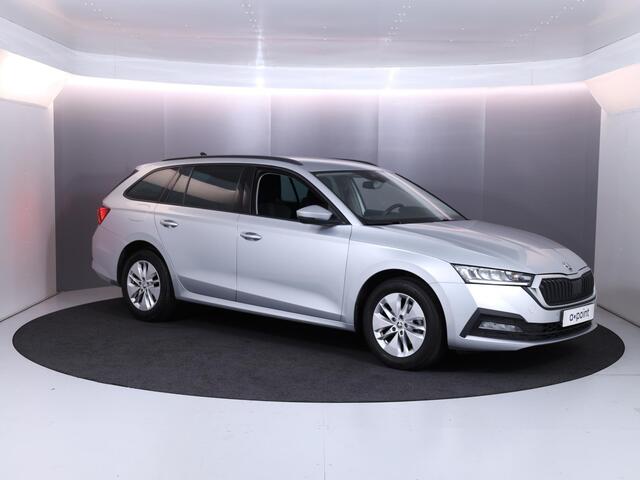 Skoda OCTAVIA Combi 1.0 TSI Business Edition 110 pk | Navigatie | Parkeersensoren | Cruise control | Autom. airco | LED koplampen | Digitaal instrumentenpaneel |