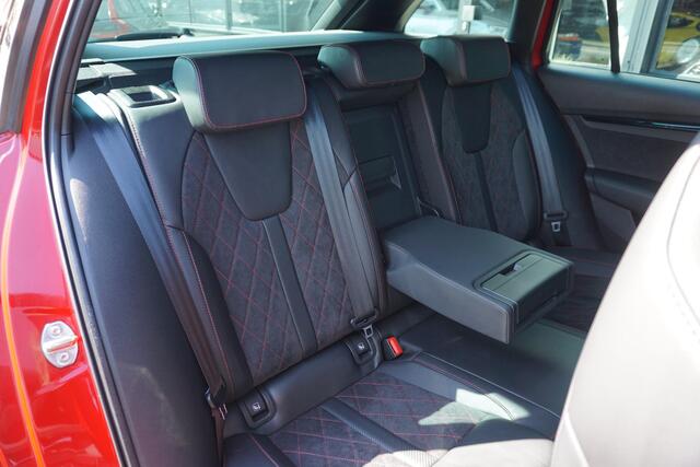 Skoda OCTAVIA Combi 1.4 TSI RS iV PHEV Business