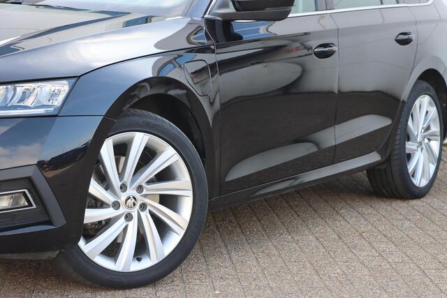 Skoda OCTAVIA Combi 1.4 TSI iV Style 204pk DSG6 Skoda Octavia Combi 1.4 TSI iV PHEV Business Edition