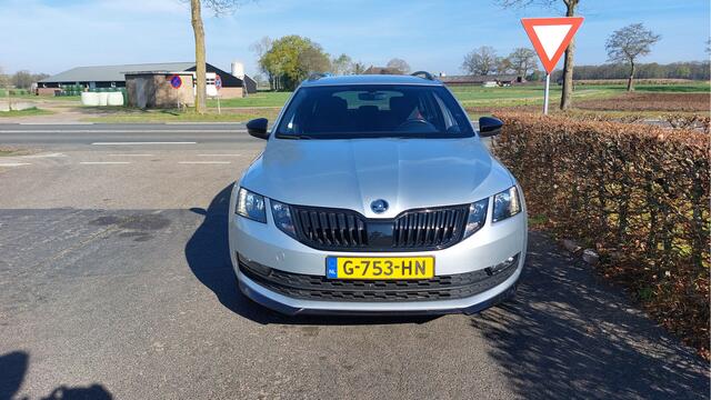 Skoda OCTAVIA Combi 1.0 TSI Greentech Sport Business CLIMA/NAVI BJ 2019