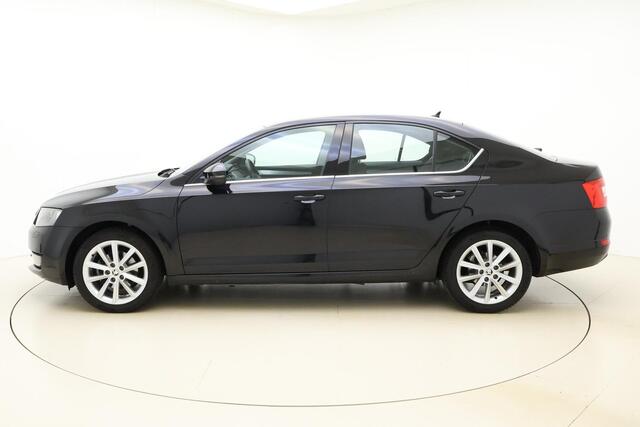 Skoda OCTAVIA 1.4 TSI Greentech Style Business 150pk | Automaat | Navigatie | Trekhaak | Climate Control | Stoelverwarming | Voorruitverwarming | Keyless Start