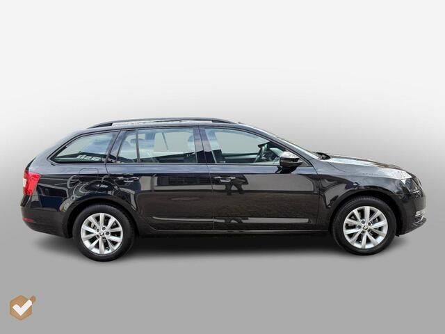 Skoda OCTAVIA Combi 1.5 TSI Business Ed. Automaat NL-Auto *Geen Afl. kosten*