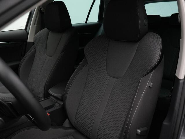 Skoda OCTAVIA Combi 1.4 TSI 204 pk DSG iV PHEV Business Edition | Trekhaak | Matrix LED | Adaptief onderstel | Achteruitrijcamera | Navigatie