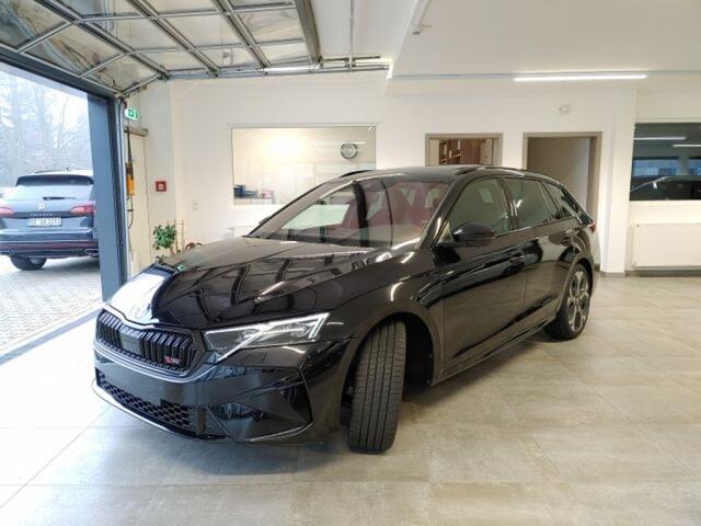 Skoda OCTAVIA 2.0 TSI RS 265 PK DCC/LEDER/PANO-DAK/TREKHAAK/360-CAMERA