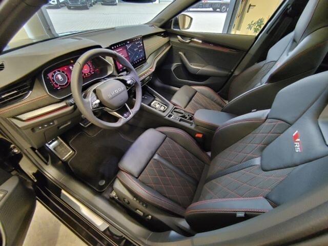 Skoda OCTAVIA 2.0 TSI RS 265 PK DCC/LEDER/PANO-DAK/TREKHAAK/360-CAMERA