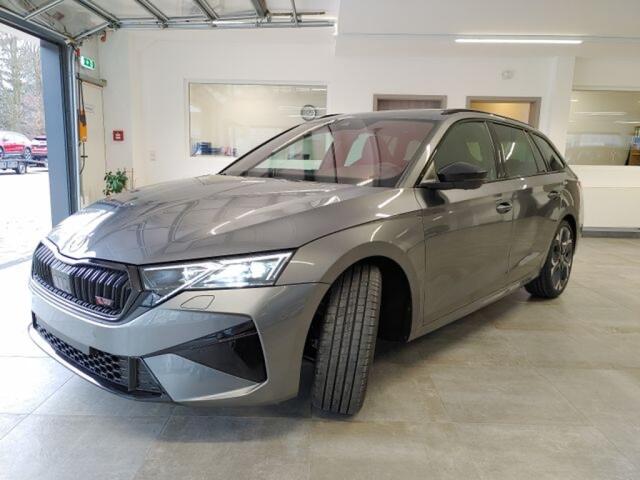 Skoda OCTAVIA 2.0 TSI RS 265 PK DCC/LEDER/PANO-DAK/TREKHAAK/360-CAMERA