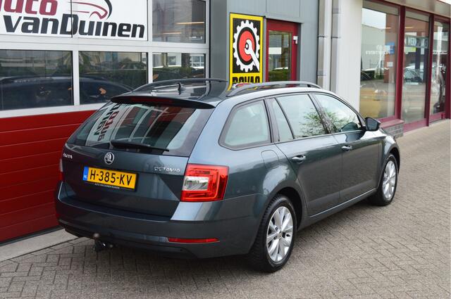 Skoda OCTAVIA Combi 1.5 TSI Greentech Business Edition O.a: Navi, Cruise, Trekhaak, Carplay, Camera, Etc... Rijklaar! All-in prijs!