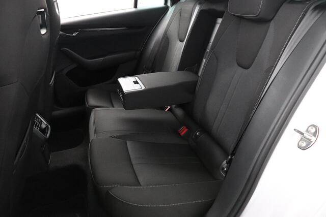 Skoda OCTAVIA Combi 1.0 e-TSI Sport Business
