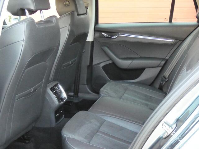 Skoda OCTAVIA Combi 1.0 e-TSI Business Edition Plus/ automaat!