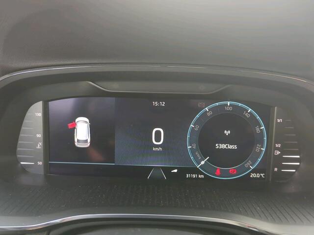 Skoda OCTAVIA Combi 1.0 TSI 110pk Business Edition / Navigatie / Elek Achterklep / Clima / Parkeersensoren V+A / 16" LMV