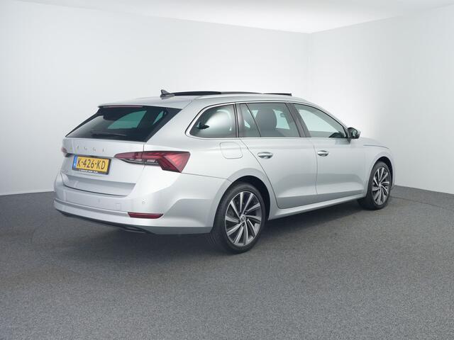Skoda OCTAVIA Combi 1.0 TSI Business Edition Plus | Pano | Zwenkhaak | Carplay | Winterpakket | Camera |