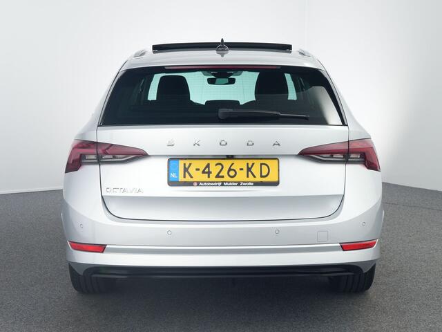 Skoda OCTAVIA Combi 1.0 TSI Business Edition Plus | Pano | Zwenkhaak | Carplay | Winterpakket | Camera |
