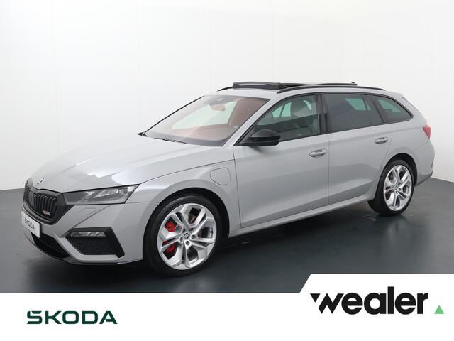 Skoda OCTAVIA Combi 1.4 TSI RS iV PHEV Business | 245 PK | Head Up Display | Panoramadak | Navigatiesysteem Columbus |