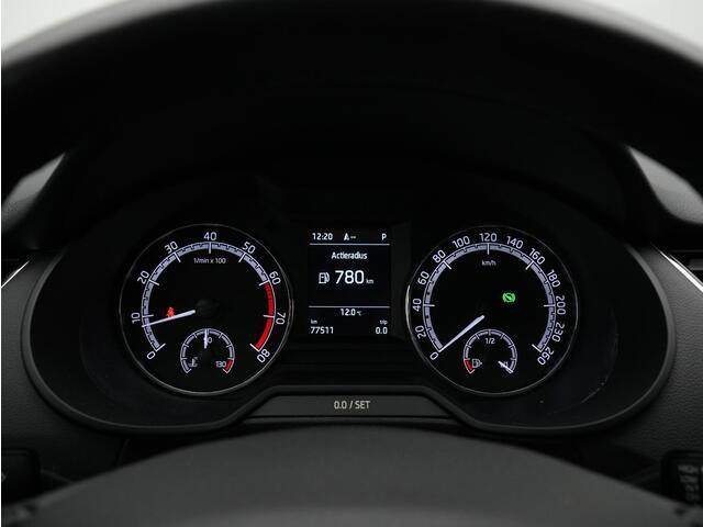 Skoda OCTAVIA Combi 1.5 TSI 150 pk DSG Greentech Sport Business | Navigatie | Parkeersensoren achter | Cruise Control