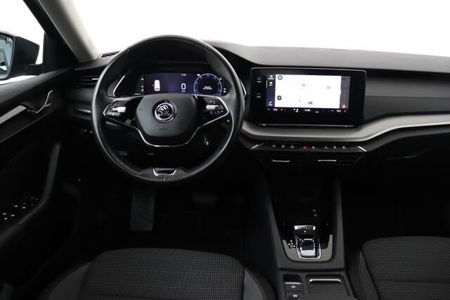 Skoda OCTAVIA Combi 1.0 e-TSI Business Edition+ Carplay Navi Park. Sens