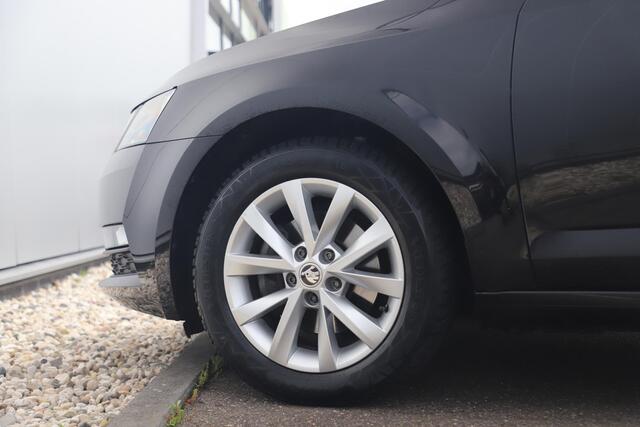 Skoda OCTAVIA Combi 1.0 TSI Business Edition Navigatie Carplay Android Clima Cruise Stoelverwarming 16 inch LMV