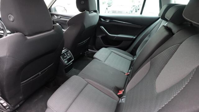 Skoda OCTAVIA 1.0 TSI Bns Edition | Apple Android | Clima | PDC | Led | Nwe ty