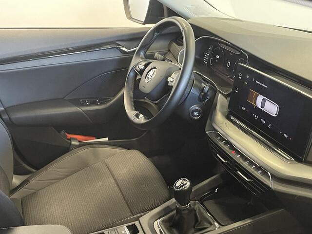 Skoda OCTAVIA Combi 1.0 TSI Business Edition Airco|ECC Navi Carplay Virtual Cockpit Trekhaak Full LED Cruise Control