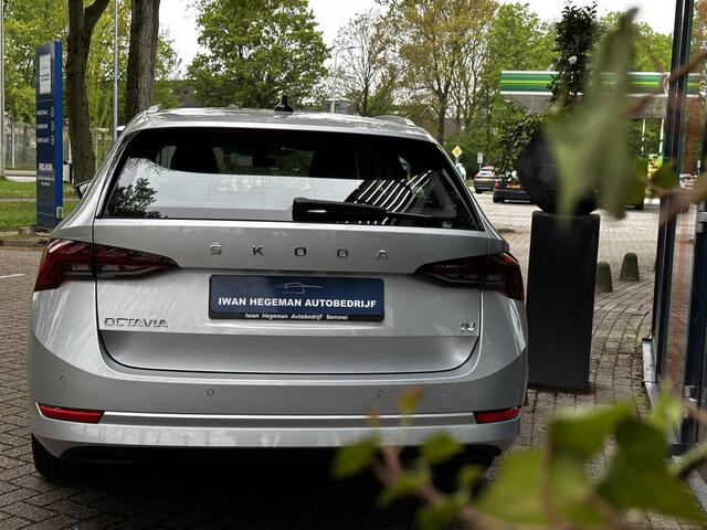 Skoda OCTAVIA Combi 1.4 TSI iV PHEV Business Edition AUTOMAAT | Wegklapb. Trekhaak | Navi | ECC | PDC | Cruise Control