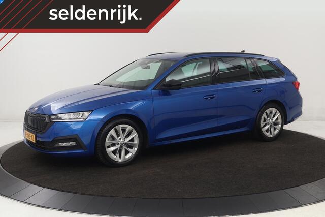 Skoda OCTAVIA 1.0 e-TSI Sport | Carplay | Full LED | Navigatie | Sfeerverlichting | DAB | Sportstoelen | Climate control | Parkeerhulp