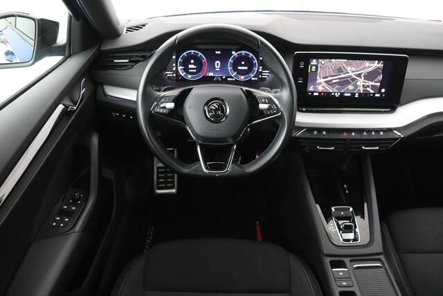 Skoda OCTAVIA 1.0 e-TSI Sport | Carplay | Full LED | Navigatie | Sfeerverlichting | DAB | Sportstoelen | Climate control | Parkeerhulp