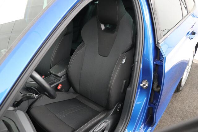 Skoda OCTAVIA 1.0 e-TSI Sport | Carplay | Full LED | Navigatie | Sfeerverlichting | DAB | Sportstoelen | Climate control | Parkeerhulp