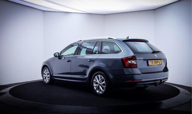 Skoda OCTAVIA Combi 1.6TDI Dsg EDITION FACE LIFT 1\2 LEDER | CLIMA | NAVI GROOT |