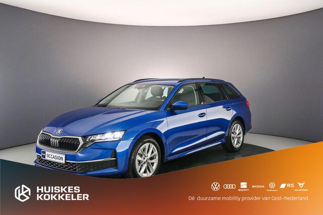 Skoda OCTAVIA Combi Business Edition 1.5 eTSI 115pk DSG Automaat Adaptive cruise control, Achteruitrijcamera, Navigatie, Elektrische achterklep, LED verlichting, Parkeersensoren