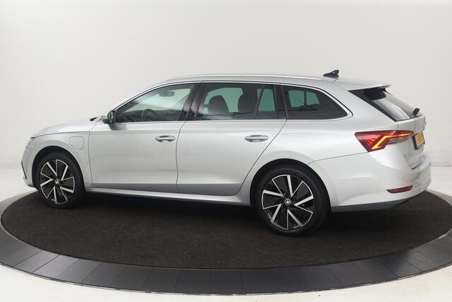 Skoda OCTAVIA 1.4 TSI iV PHEV Business Edition | Camera | Carplay | Navigatie | Full LED | Sfeerverlichting | Parkeerhulp | Climate control