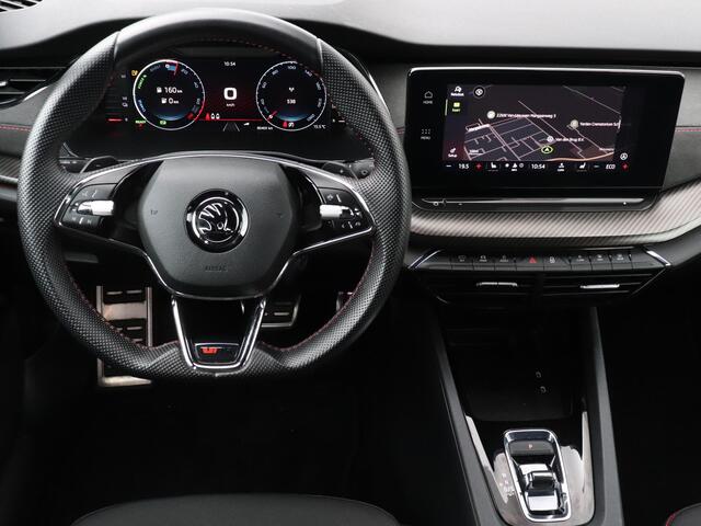 Skoda OCTAVIA Combi 1.4 TSI RS iV PHEV 245pk | Head-Up Display | Canton | Verwarmbaar voorruit | Elektrische achterklep |