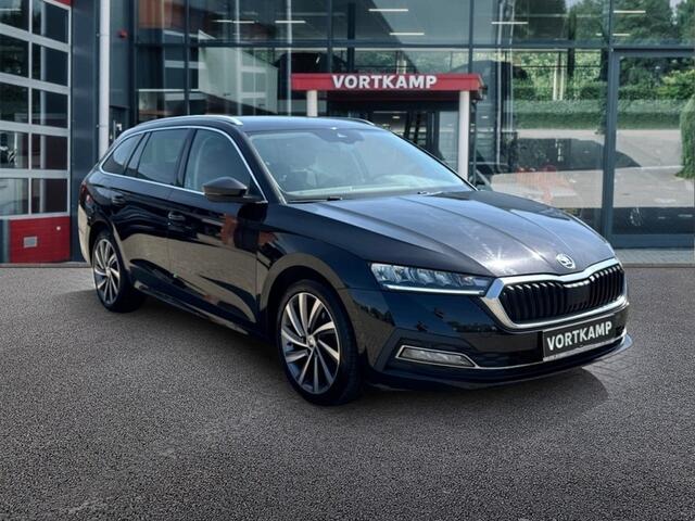 Skoda OCTAVIA 1.4 TSI DSG FIRST EDITION IV CAMERA/MEMORY/NAVI/CARPLAY/ACC/E-KL