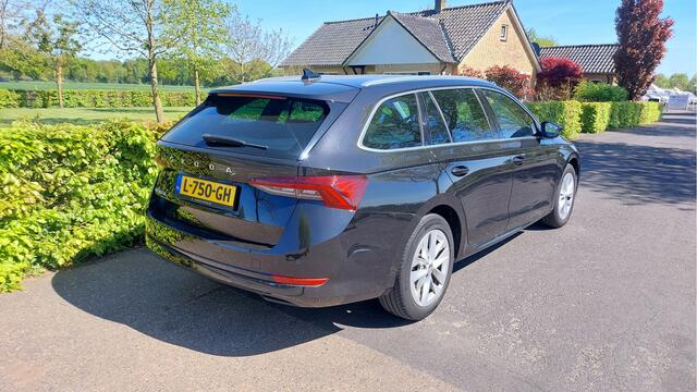 Skoda OCTAVIA Combi 1.0 TSI Business Edition CLIMA/NAVI/LED BJ 2021