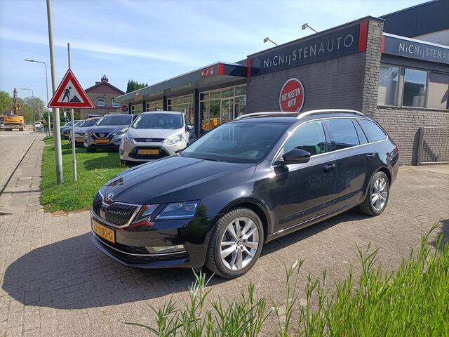 Skoda OCTAVIA COMBI 1.0 TSI Style Business Leder/DSG/Navi/Trekh