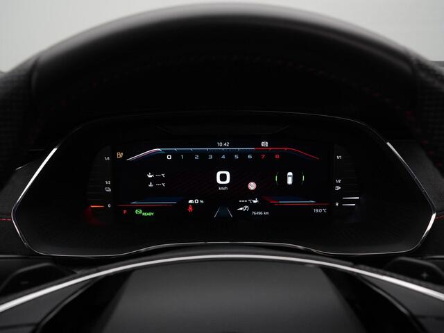 Skoda OCTAVIA Combi 1.4 TSI 245 pk DSG RS iV PHEV Business | Panoramadak | Geheugen-/massagestoelen | Leder/alcantara | Adaptief sportonderstel | CANTON | Head-up display