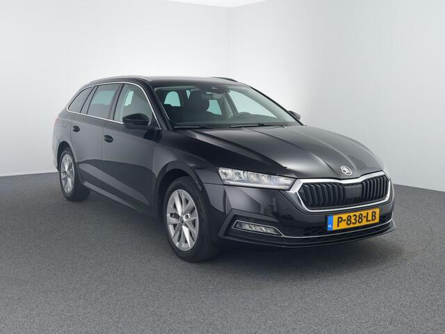 Skoda OCTAVIA Combi 1.5 TSI First Edition | Carplay | Trekhaak |