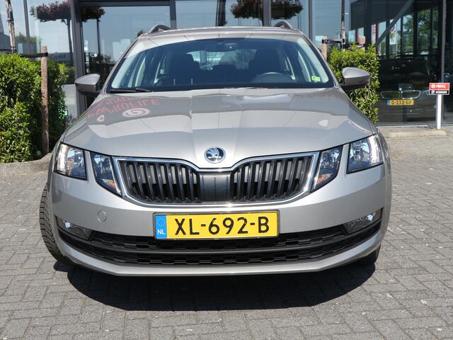 Skoda OCTAVIA Combi 1.5 TSI Greentech Ambition Business TREKHAAK NAVI