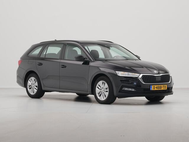 Skoda OCTAVIA Combi 1.0 e-TSI 110pk DSG Business Edition Trekhaak Navigatie Pdc Clima