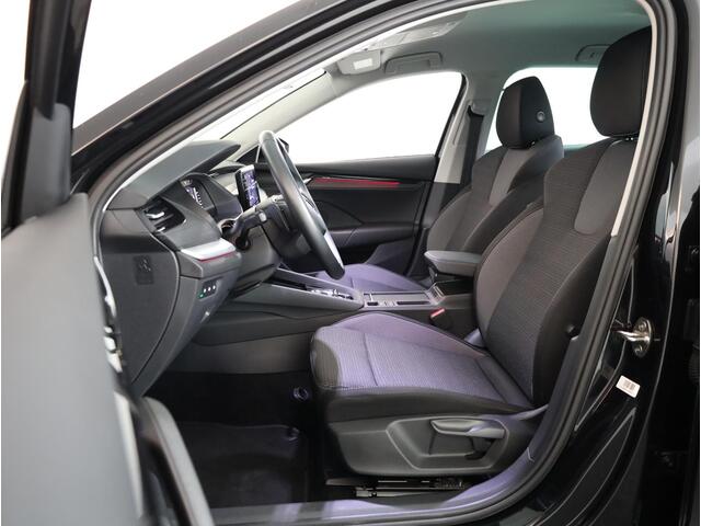 Skoda OCTAVIA Combi 1.0 e-TSI Ambition 110 pk Automaat (DSG) | Navigatie | Parkeersensoren | LED koplampen | Stoelverwarming | Apple Carplay/Android Auto |
