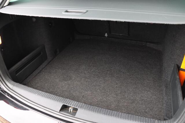 Skoda OCTAVIA Combi 1.0 TSI Greentech Ambition Business