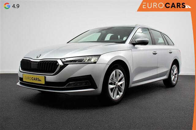 Skoda OCTAVIA Combi 1.5 e-TSI DSG Style Navigatie Climatic Control Parkeer Sensoren + Camera DAB Cruise control Lichtmetalen Velgen Keyless