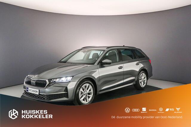 Skoda OCTAVIA Combi Business Edition Plus 1.5 eTSI 150pk DSG Automaat Trekhaak, Achteruitrijcamera, Navigatie, Adaptive cruise control, Elektrische achterklep, Parkeersensoren