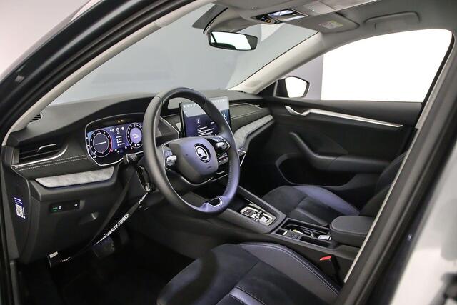 Skoda OCTAVIA Combi Business Edition Plus 1.5 eTSI 150pk DSG Automaat Trekhaak, Achteruitrijcamera, Navigatie, Adaptive cruise control, Elektrische achterklep, Parkeersensoren