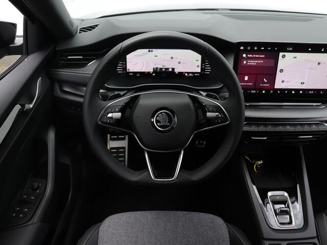 Skoda OCTAVIA Combi 1.5 TSI MHEV Sportline 150pk Automaat | Wegklapbare trekhaak | Matrix LED | 360° camera | Elektrische stoelen met geheugen | Adaptive cruise | Stoelverwarming v+a |