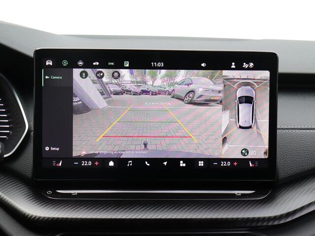 Skoda OCTAVIA Combi 1.5 TSI MHEV Sportline 150pk Automaat | Wegklapbare trekhaak | Matrix LED | 360° camera | Elektrische stoelen met geheugen | Adaptive cruise | Stoelverwarming v+a |