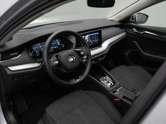 Skoda OCTAVIA Combi 1.4 TSI 204 pk DSG iV PHEV Business Edition | Panoramadak | Geheugenstoelen | CANTON | Head-up display | Navigatie