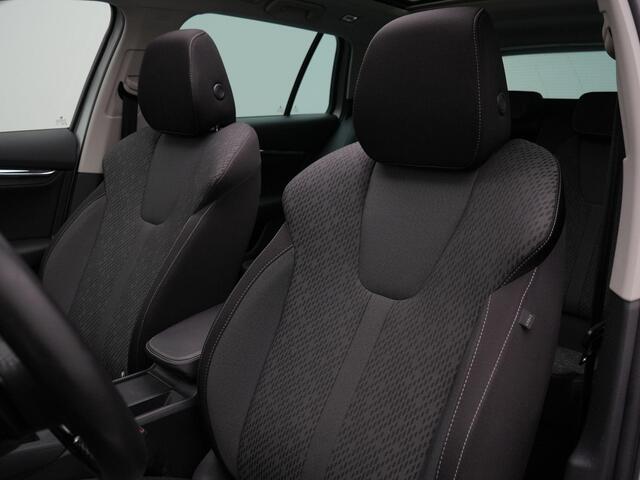 Skoda OCTAVIA Combi 1.4 TSI 204 pk DSG iV PHEV Business Edition | Panoramadak | Geheugenstoelen | CANTON | Head-up display | Navigatie