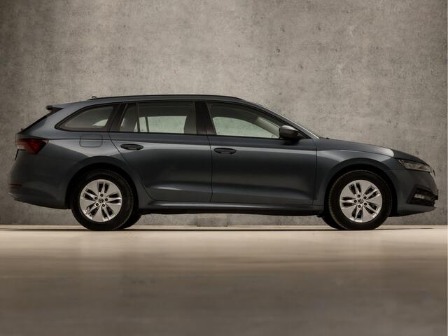 Skoda OCTAVIA Combi 1.0 e-TSI Business Sport Automaat (APPLE CARPLAY, GROOT NAVI, VIRTUAL COCKIT, CAMERA, STOELVERWARMING, SPORTSTOELEN, LED KOPLAMPEN, CRUISE, PARKEERSENSOREN, NIEUWE APK, NIEUWSTAAT)