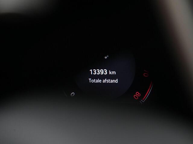 Skoda OCTAVIA Combi 1.5 e-TSI 150 pk DSG Selection | Achteruitrijcamera | Stoelverwarming | Apple Carplay / Android Auto